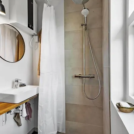 8853-glesborg-ravnsagervej-3 بيت للعطل